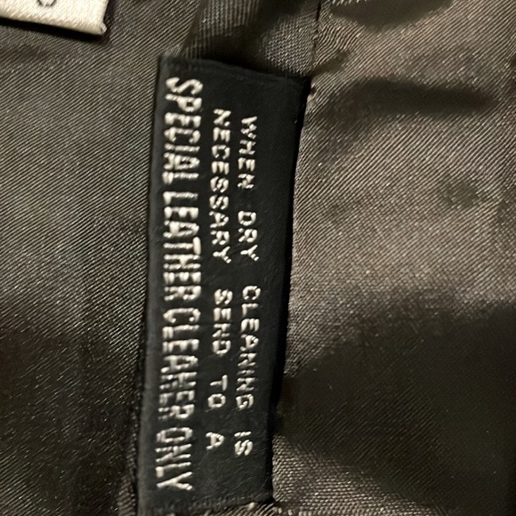 Pelle Studio Genuine Leather Skirt Fully Lined Black w/ Slit in back Size 8 EUC - Picture 13 of 15